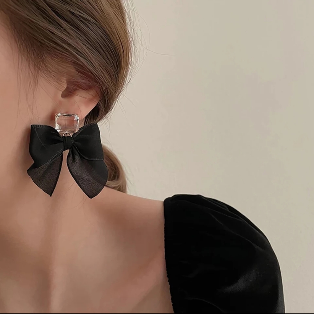 Black Ribbon Earrings